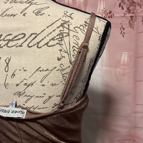 💥New Junior’s Almost Famous Evening Dress in Large w  in color Mink - Picture 8 of 10